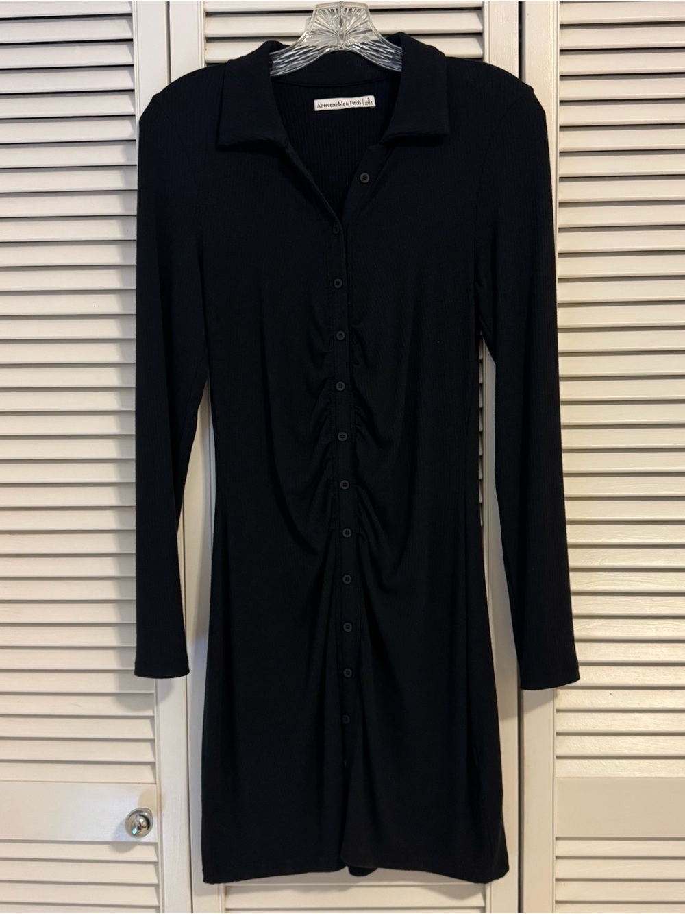 Abercrombie & Fitch long sleeve ruched button down mid-length dress